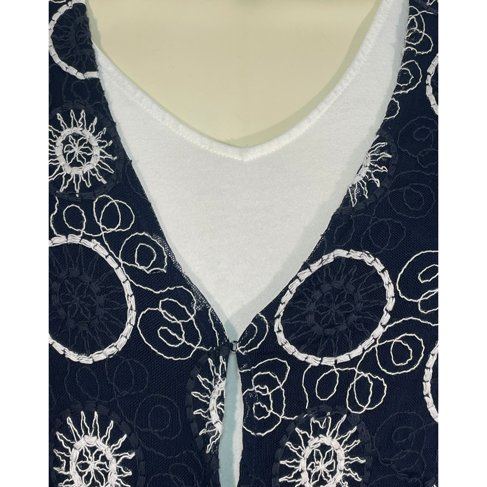 Chico's Travelers Sz 2 L 12-14 Open Cardigan Embroidered Slinky Knit Navy Blue - Picture 6 of 9